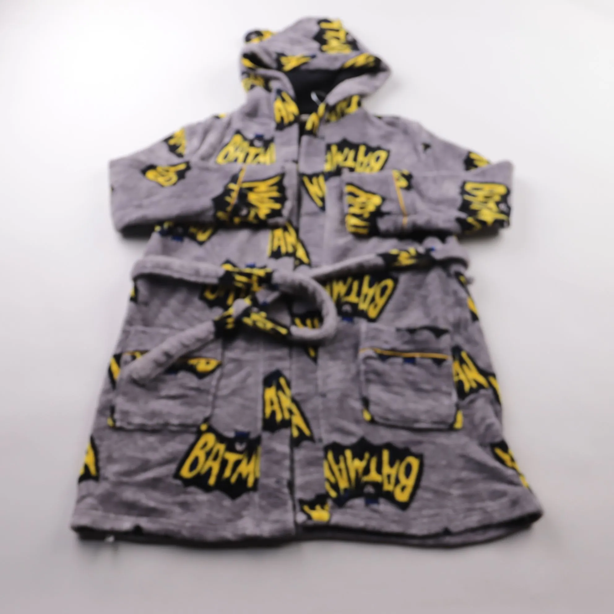 халат Batman